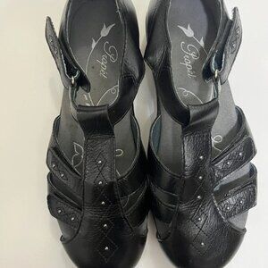 Propet black leather fisherman shoe/sandals ortholite womens 8 studded leather